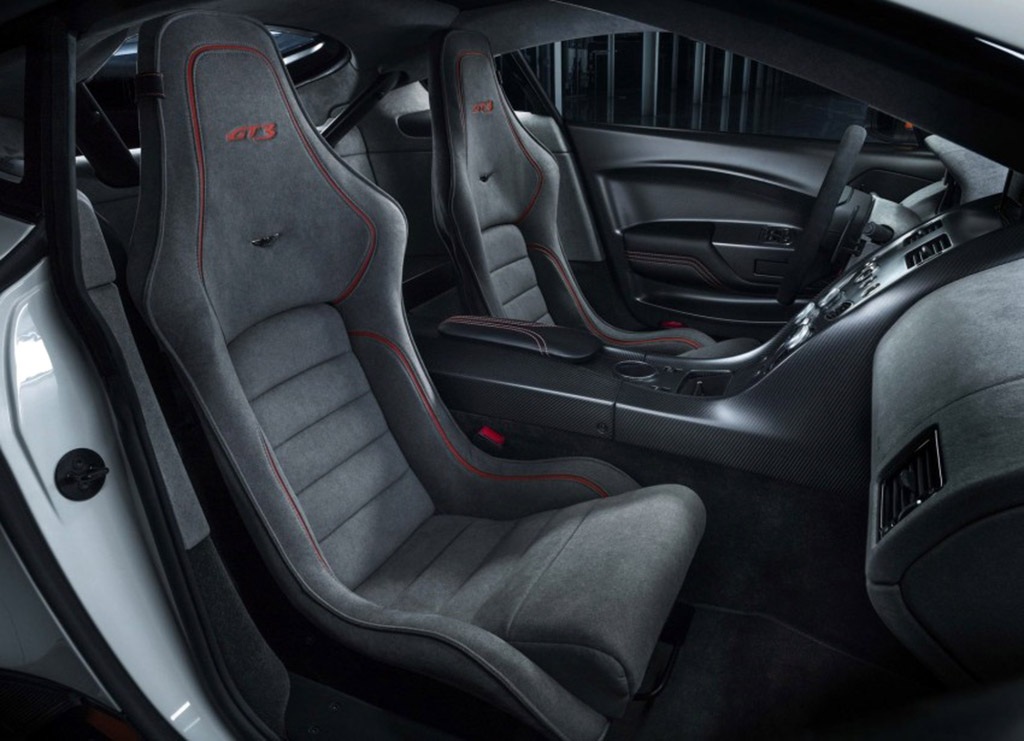 Sẽ chỉ có 100 chiếc Aston Martin Vantage GT3 ra đời