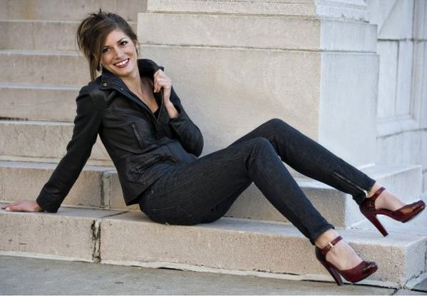 10 cô gái nổi danh nhất thế giới "của đàn ông" - 9 10 cô gái nổi danh nhất thế giới của đàn ông