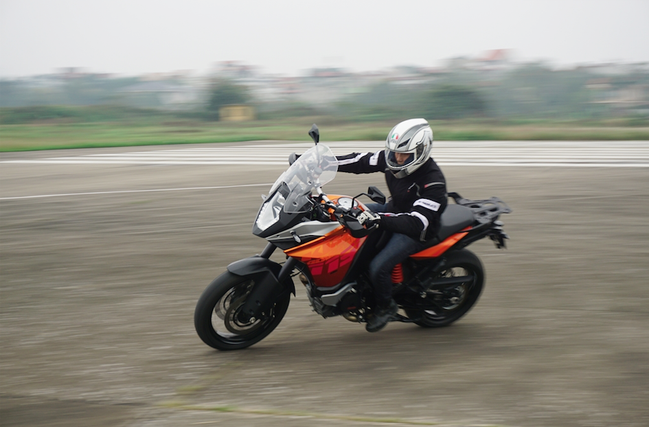 KTM 1190 Adventure - Đam mê khó cưỡng - 22 Thanh Phúc - Như Phúc