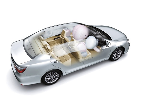 Toyota Camry 2015 ra mắt tại Thái Lan - 2 Toyota Camry 2015 ra mắt tại Thái Lan