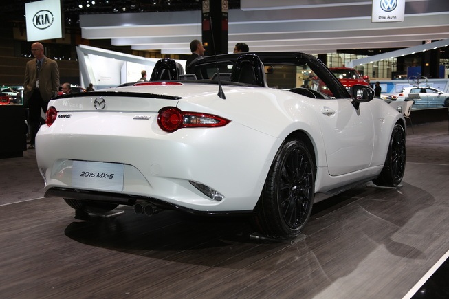 Mazda Miata 2016 chính thức có mặt - 4 Mazda Miata 2016 chính thức có mặt