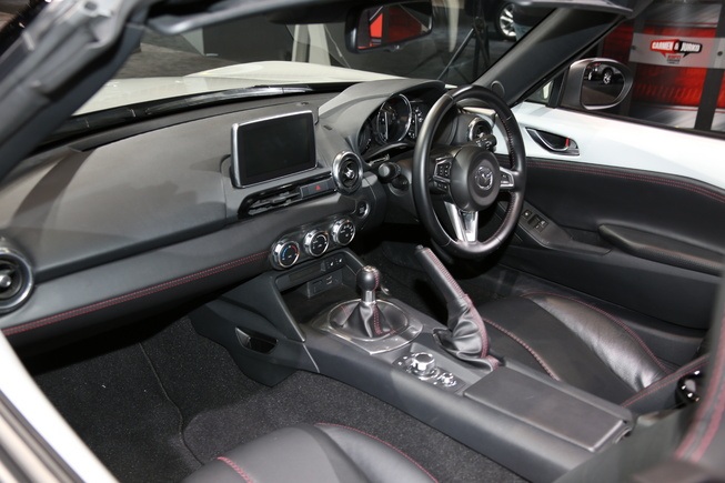 Mazda Miata 2016 chính thức có mặt - 7 Mazda Miata 2016 chính thức có mặt