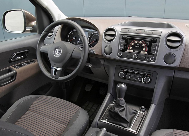 Volkswagen mang xe bán tải nhỏ tới Mỹ? - 2 Phiên bản đã được độ nhẹ để dùng off-road