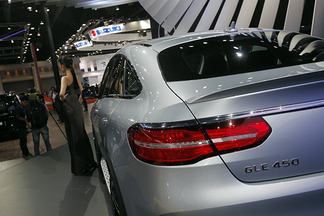Mercedes-Benz GLE-class Coupé ra mắt tại Đông Nam Á - 7 Mercedes-Benz GLE-class Coupé sẽ có đối thủ là chiếc BMW X6, Acura ZDX và tương lai sẽ là Audi Q6