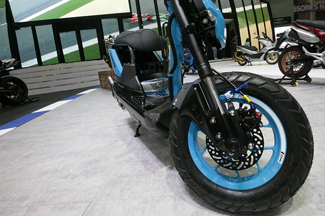 Honda Zoomer-Z: Thêm một sự ngạc nhiên từ người Thái - 4 Nhật Minh