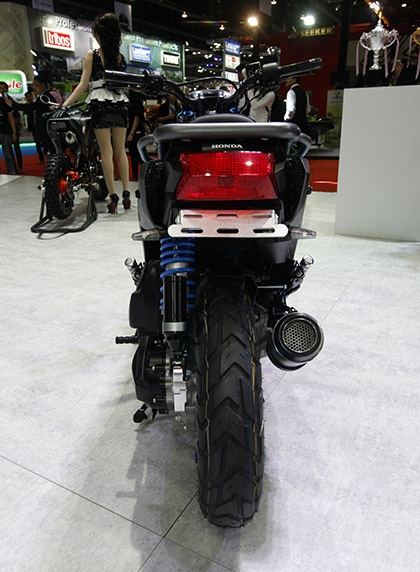 Honda Zoomer-Z: Thêm một sự ngạc nhiên từ người Thái - 8 Nhật Minh