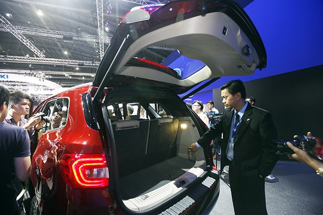 Ford Everest 2015 chính thức có mặt tại ASEAN - 17 Việt Hưng - Thanh Phúc