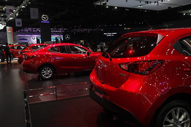 Mazda2 có thêm phiên bản nâng cấp cho năm 2015 - 7 Việt Hưng - Thanh Phúc