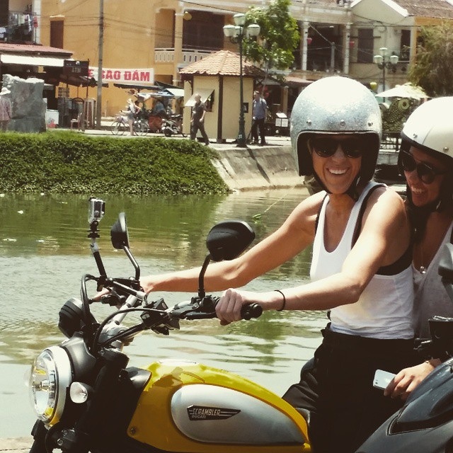 Ducati Scrambler - Một chiếc xe phố - 17 Việt Hưng - Minh Thanh