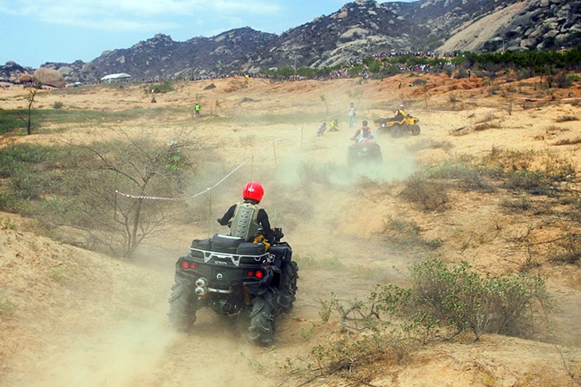 Lần đầu tiên Việt Nam tổ chức giải đua xe ATV - 5 Trần Ngọc - Như Phúc