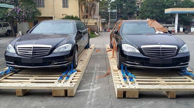 Hai chiếc limousine chống đạn của Mercedes-Benz có mặt tại Việt Nam - 1 (Ảnh: Khoa Nguyễn)