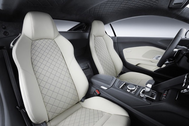 Audi bắt đầu nhận đơn đặt hàng cho xe R8 mới - 7 Và mẫu Audi R8 V10 Plus