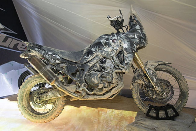 Honda trở lại cuộc chiến Adventure với CRF1000L Africa Twin - 2 Chiếc True Adventure nguyên mẫu của Honda tại SEMA 2014