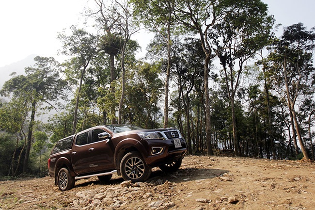 Nissan NP300 Navara có gì mới? - 28 Như Phúc - Minh Thanh