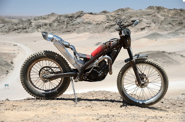 Những chiếc xe độ phong cách... đồng nát trong Mad Max - 15 Minh Thanh