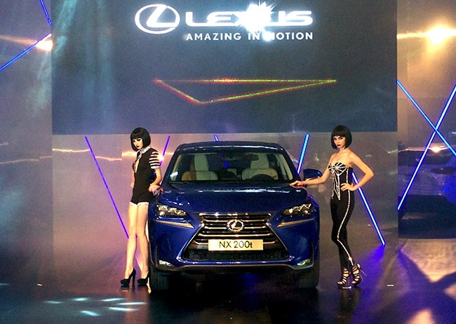 Lexus NX tại Việt Nam giá từ 2,408 tỷ đồng - 1 Có mặt tại Việt Nam, Lexus NX sẽ