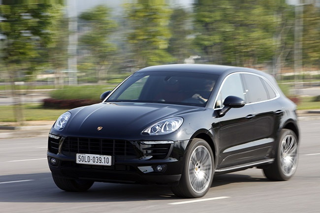 Porsche Macan - 2,69 tỉ đồng chưa phải là tất cả… - 27 Việt Hưng - Minh Thanh