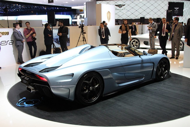 Koenigsegg Regera khởi điểm từ 2,34 triệu USD - 3 Như Phúc
