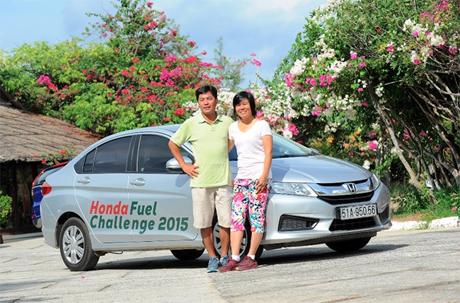 Thách thức tiêu hao nhiên liệu với Honda City - 3 Anh Nguyễn Hoàng Chất với chiếc City của mình