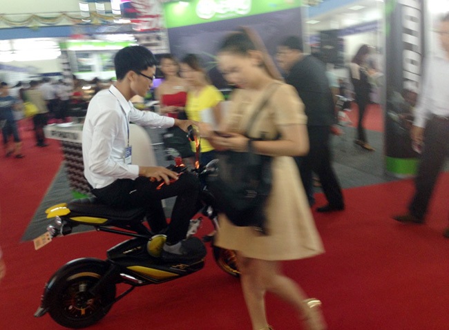 Auto Expo 2015 - Triển lãm của xe đạp điện và tìm kiếm đối tác - 13 Mẫu Subaru Outback là điểm nhất sáng nhất của triển lãm Auto Expo năm nay