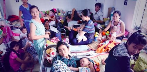 Giải pháp nào cho bài toán nhiễm khuẩn bệnh viện ở Việt Nam? - 1 “Nhiễm khuẩn bệnh viện là một trong những nguyên nhân dẫn đến quá tải bệnh viện”