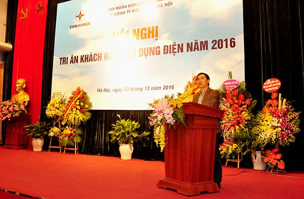 Ông Phạm Quang Huy - Phó Cục trưởng Cục Điều tiết điện lực phát biểu chỉ đạo tại Hội nghị