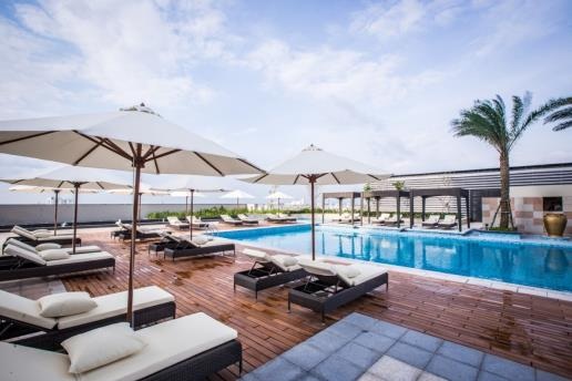 Nghỉ dưỡng đẳng cấp tại Vinpearl Cần Thơ Hotel với chương trình “Ở 2 trả 1” - 4 Hồ bơi 5 sao trên tầng 6 khách sạn