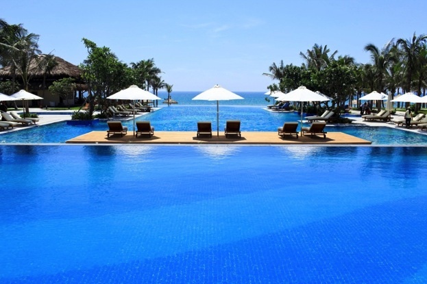 Vinpearl Đà Nẵng là “Khu nghỉ dưỡng biển hàng đầu Việt Nam năm 2017” - 3 Vinpearl Đà Nẵng Resort & Villas đẳng cấp 5 sao, mang đến trải nghiệm du lịch hoàn hảo cho du khách