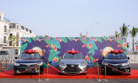 Mua nhà đẹp Vinhomes Dragon Bay – Trúng xế “Vàng” Lexus - 2 Dàn xe sang đã có mặt tại thành phố Hạ Long để chờ chủ nhân may mắn