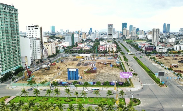 Bất động sản Đà Nẵng sau APEC: Sáng nhờ vị thế - Phát nhờ vận hội - 3 Lô đất rộng hơn 2,1ha đối diện quảng trường Biển Đông đang thu hút được sự chú ý đặc biệt từ thị trường.