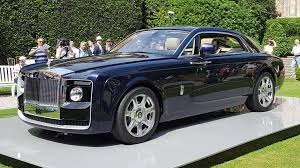 Bộ sưu tập những siêu phẩm đắt giá - 1 Chiếc Rolls Royce đình đám có thiết kế tuyệt đẹp. Nguồn Internet.