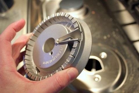 Giải mã 5 lý do khiến bếp gas vẫn luôn được các bà nội trợ ưa chuộng - 4 Dễ dàng thay thế các bộ phận của bếp gas