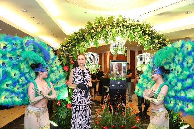 Tuyệt tác Jaquet Droz Tropical Bird Repeater và màn xuất hiện ấn tượng tại Việt Nam - 2 Tuyệt tác Jaquet Droz Tropical Bird Repeater và màn xuất hiện ấn tượng tại Việt Nam - 2