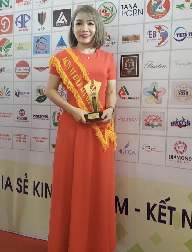Công ty TNHH Chame' đạt Top 10 sản phẩm chất lượng cao năm 2018 - 5 Công ty TNHH Chame' đạt Top 10 sản phẩm chất lượng cao năm 2018 - 5