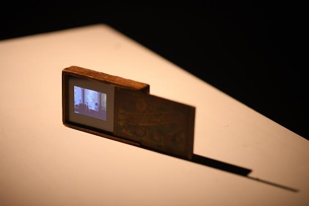 Video art của Hiraki Sawa: Lời gọi mời khó cưỡng từ cõi siêu thực - 6 Video art của Hiraki Sawa: Lời gọi mời khó cưỡng từ cõi siêu thực - 6