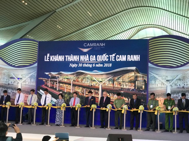 Du lịch Cam Ranh sẽ bùng nổ vào năm 2019? - 2 Lễ khánh thành Nhà ga Quốc tế Cam Ranh đạt tiêu chuẩn 4 sao của SKYTRAX