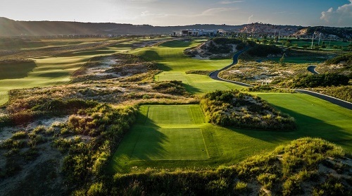 Du lịch Golf - Động lực cho bất động sản phát triển - 4 Para Grus liền kề KN Golf Links 27 lỗ khai trương 27/10/2018