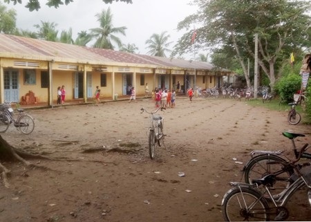 Hàng chục năm mong ngóng ngôi trường khang trang - 1