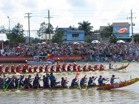 ... để về đích.