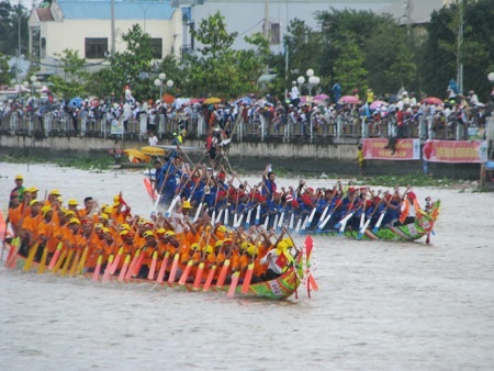 Bất phân thắng bại.