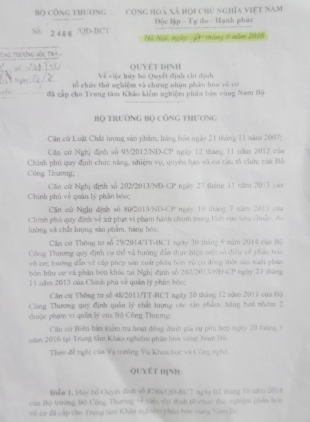 Sóc Trăng: Nghi án “giải cứu” phân bón “dởm" khiến người dân bức xúc! - 4