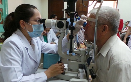 300 nghìn người cần giác mạc ghép để thoát cảnh tăm tối