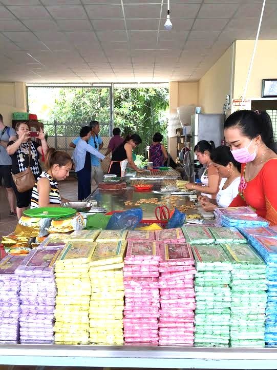 Kẹo dừa miền Tây được làm như thế nào? - 9 Kẹo dừa miền Tây được làm như thế nào? - 9