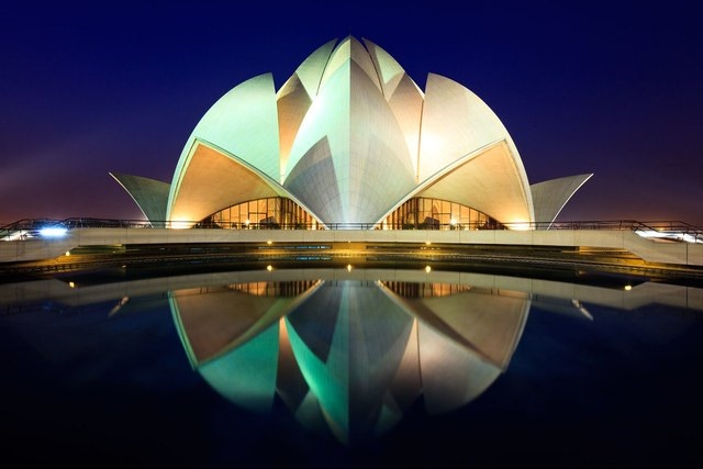 Đền mẫu hình hoa sen ở New Delhi, Ấn Độ