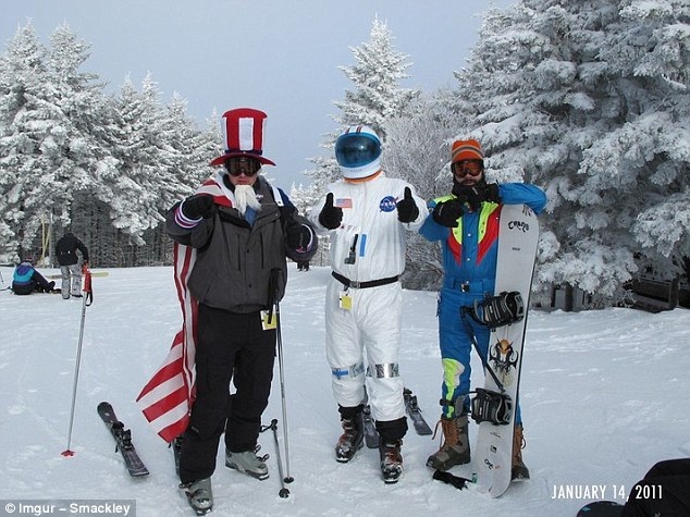 Muôn kiểu trang phục đặc biệt trên khu trượt tuyết.