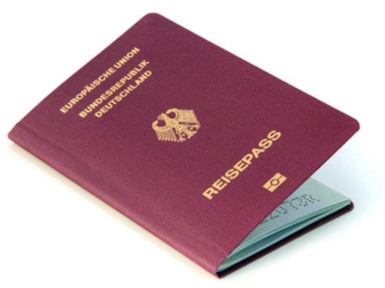Hộ chiếu Singapore “quyền lực” thứ 2 thế giới, đứng đầu châu Á - 1 Hộ chiếu Đức vẫn khẳng định “ngôi vương” với số điểm cao nhất thế giới
