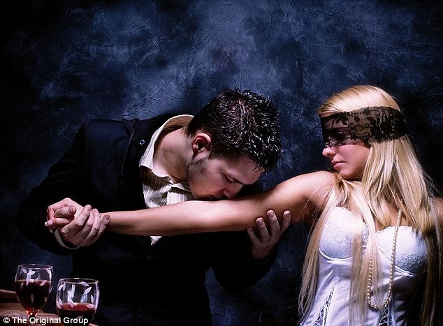 Chuyến tàu đặc biệt dành cho các cặp đôi với “hành trình đam mê” - 1 Theo lời giới thiệu, du khách tham dự hành trình sẽ nhận được nhiều trải nghiệm ấn tượng nhất