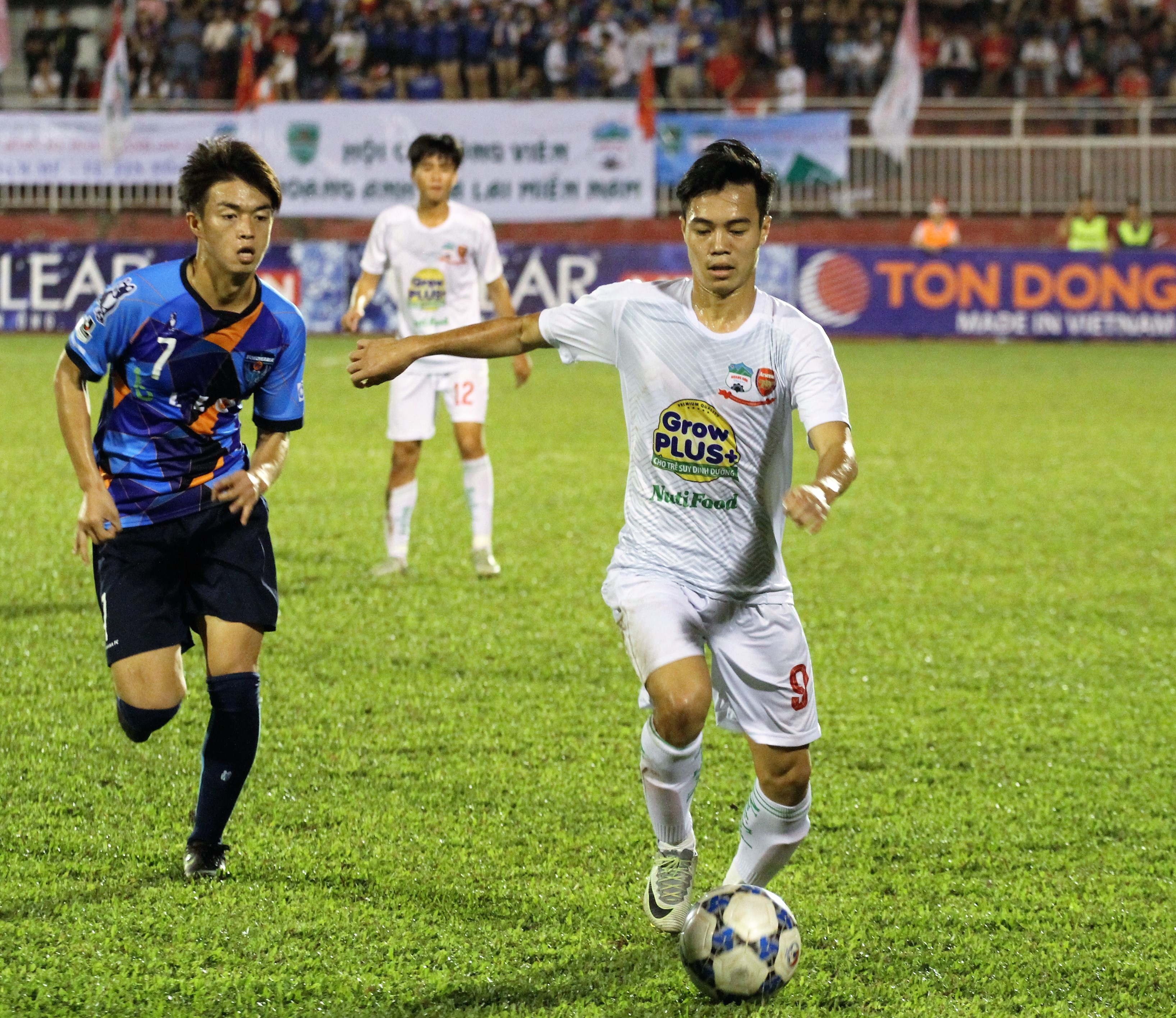 HLV Graechen Guillaume đánh giá HA Gia Lai vẫn chơi tốt dù thua trận (ảnh: Nguyễn Đình)