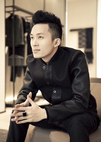 Tùng Dương: “Quốc Trung luôn là người tiên phong” - 1 Ca sĩ Tùng Dương nói, nền âm nhạc Việt Nam phải cảm ơn nhạc sĩ Quốc Trung khi tổ chức Lễ hội âm nhạc Gió mùa.