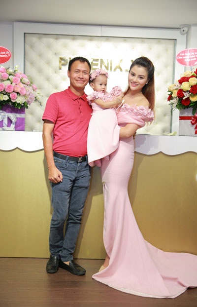 Vũ Thu Phương hạnh phúc bên chồng con - 4 Vũ Thu Phương hạnh phúc bên chồng con - 4